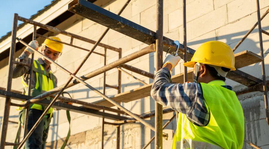 Professional gutter contractors services in Chicago - Chicago Gutter Heroes